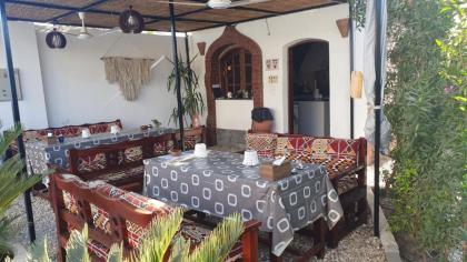 CASA LOKO Guest House - image 17