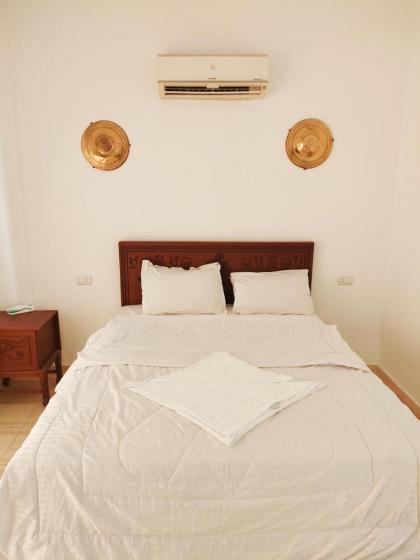 hathor guest house - image 16