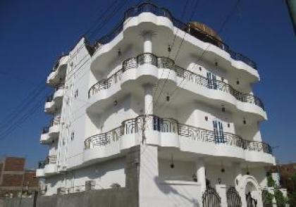 Nile Paradise Apartments - image 11